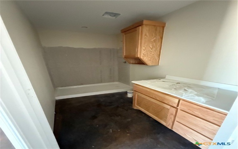 1712 East Avenue J, Lampasas, TX 76550, 3 Habitaciones Habitaciones , ,2 BañosBaños,Residential,En Venta,1712 East Avenue J,588001