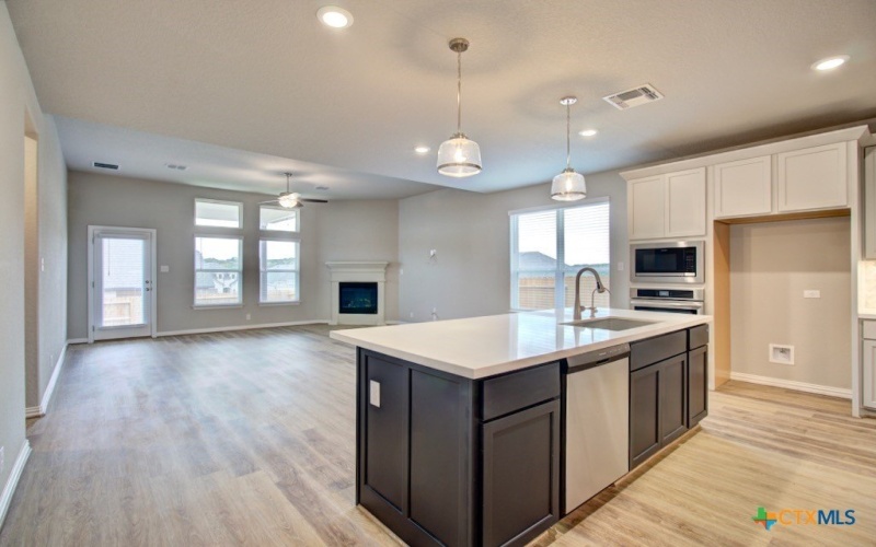813 Saltbush Street, New Braunfels, TX 78130, 4 Bedrooms Bedrooms, ,3 BathroomsBathrooms,Residential,For Sale,813 Saltbush Street,0,588010