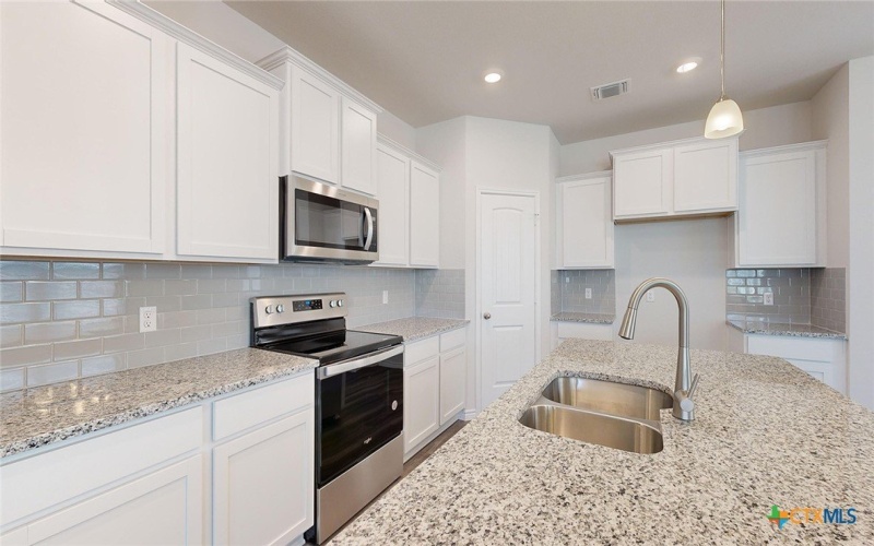 226 Dewey Drive, Killeen, TX 76549, 3 Bedrooms Bedrooms, ,2 BathroomsBathrooms,Residential,For Sale,226 Dewey Drive,588047