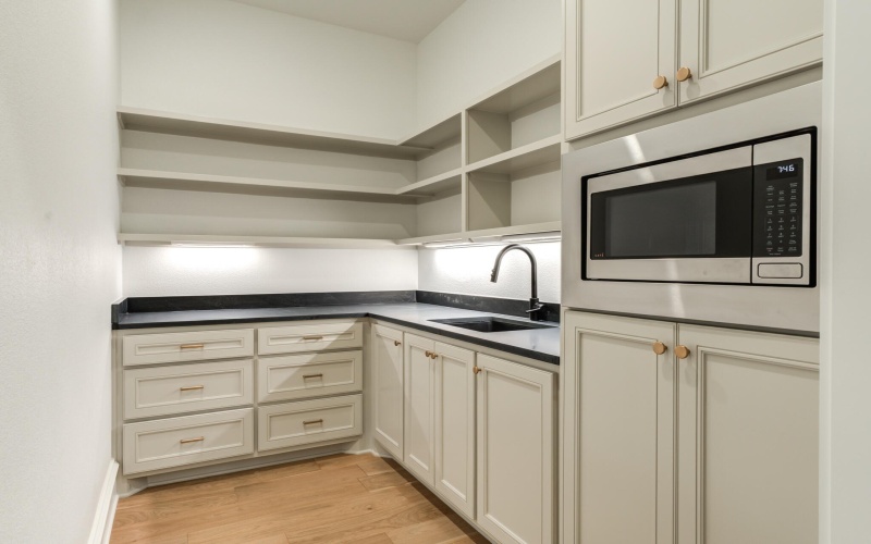 4605 143rd Street, Lubbock, TX 79424, 4 Habitaciones Habitaciones , ,3 BañosBaños,Residential,En Venta,4605 143rd Street,202558465