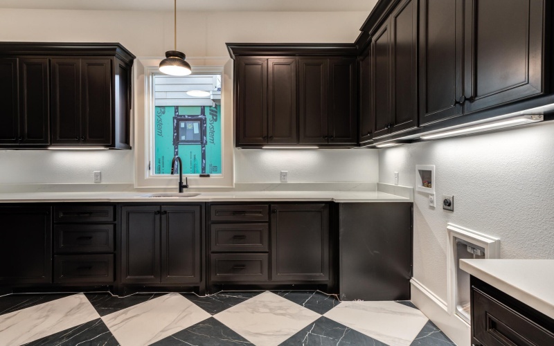 4605 143rd Street, Lubbock, TX 79424, 4 Habitaciones Habitaciones , ,3 BañosBaños,Residential,En Venta,4605 143rd Street,202558465