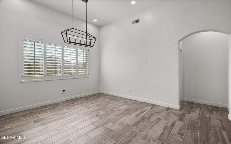 15056 Laura Lane, El Paso, TX 79938, 3 Bedrooms Bedrooms, ,2 BathroomsBathrooms,Residential,For Sale,15056 Laura Lane,0,927355