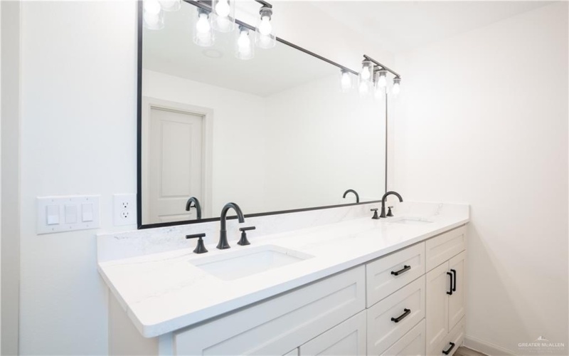 4205 S Carter Avenue, Edinburg, TX 78542, 3 Habitaciones Habitaciones , ,2 BañosBaños,Residential,En Venta,4205 S Carter Avenue,477143