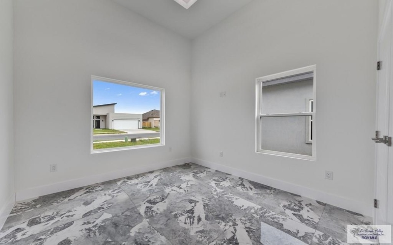 5613 HEDGEROW CT, BROWNSVILLE, TX 78526, 4 Bedrooms Bedrooms, ,3 BathroomsBathrooms,Residential,For Sale,5613 HEDGEROW CT,29767159