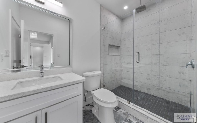 5613 HEDGEROW CT, BROWNSVILLE, TX 78526, 4 Bedrooms Bedrooms, ,3 BathroomsBathrooms,Residential,For Sale,5613 HEDGEROW CT,29767159