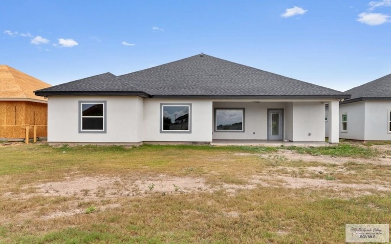 5613 HEDGEROW CT, BROWNSVILLE, TX 78526, 4 Bedrooms Bedrooms, ,3 BathroomsBathrooms,Residential,For Sale,5613 HEDGEROW CT,29767159