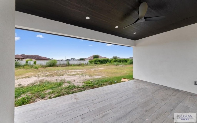 5613 HEDGEROW CT, BROWNSVILLE, TX 78526, 4 Bedrooms Bedrooms, ,3 BathroomsBathrooms,Residential,For Sale,5613 HEDGEROW CT,29767159