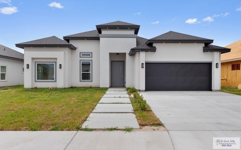 5613 HEDGEROW CT, BROWNSVILLE, TX 78526, 4 Bedrooms Bedrooms, ,3 BathroomsBathrooms,Residential,For Sale,5613 HEDGEROW CT,29767159