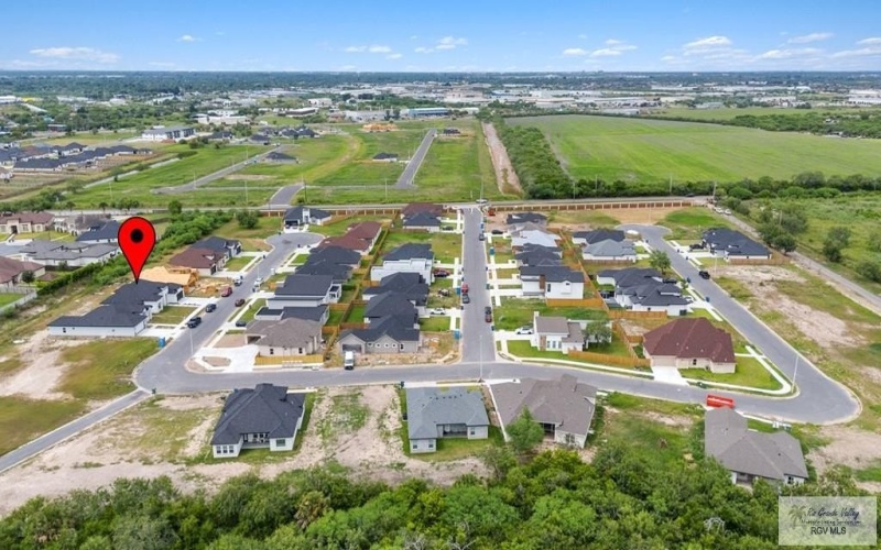 5613 HEDGEROW CT, BROWNSVILLE, TX 78526, 4 Bedrooms Bedrooms, ,3 BathroomsBathrooms,Residential,For Sale,5613 HEDGEROW CT,29767159