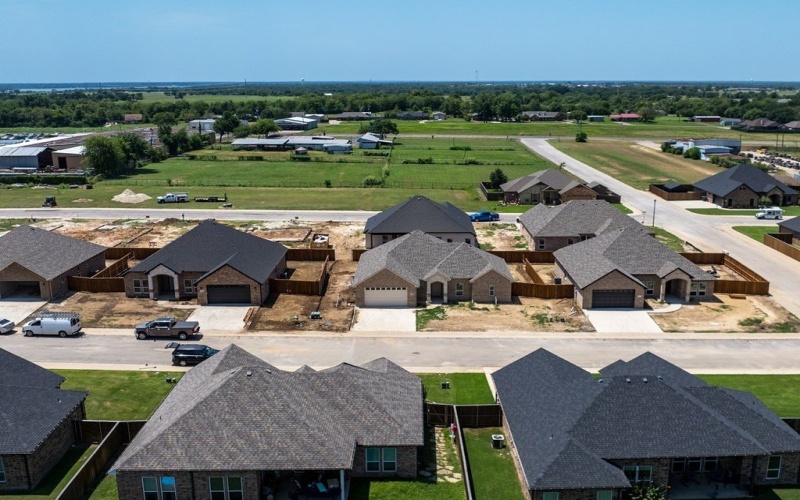 725 Cobblestone Cir, Mabank, TX 75147, 4 Bedrooms Bedrooms, ,2 BathroomsBathrooms,Residential,For Sale,725 Cobblestone Cir,0,109445