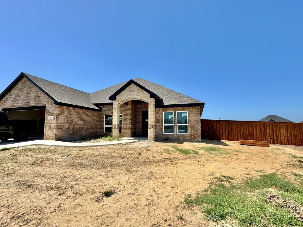 727 Cobblestone Cir, Mabank, TX 75147, 4 Bedrooms Bedrooms, ,2 BathroomsBathrooms,Residential,For Sale,727 Cobblestone Cir,109446