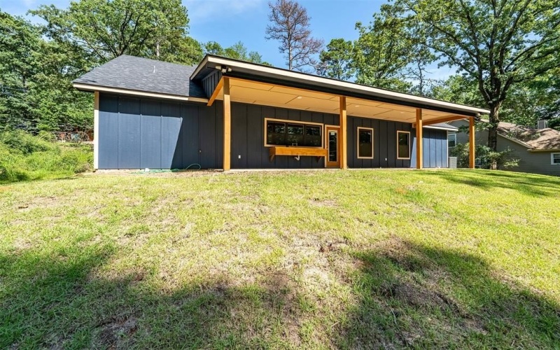 2133 Holly Trail E, Hawkins, TX 75765, 4 Bedrooms Bedrooms, ,2 BathroomsBathrooms,Residential,For Sale,2133 Holly Trail E,20999928