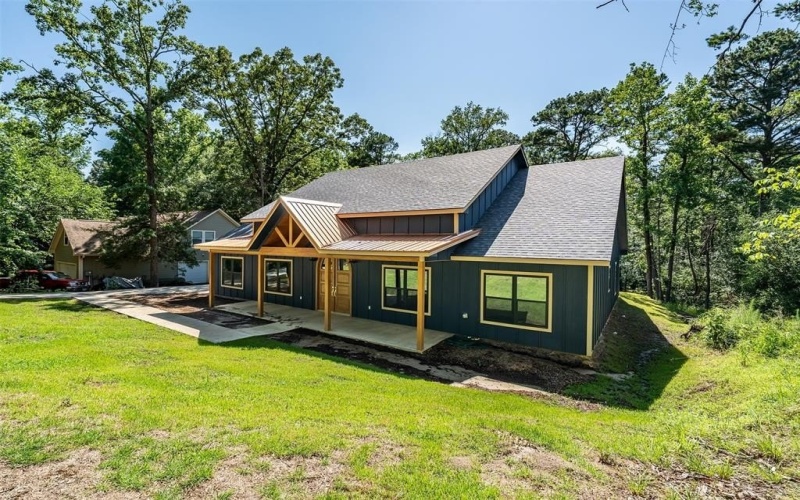 2133 Holly Trail E, Hawkins, TX 75765, 4 Bedrooms Bedrooms, ,2 BathroomsBathrooms,Residential,For Sale,2133 Holly Trail E,20999928