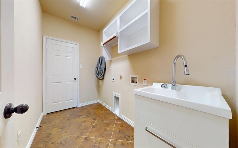 4204 Bent Creek Road, McKinney, TX 75071, 5 Bedrooms Bedrooms, ,5 BathroomsBathrooms,Residential,For Sale,4204 Bent Creek Road,21006755