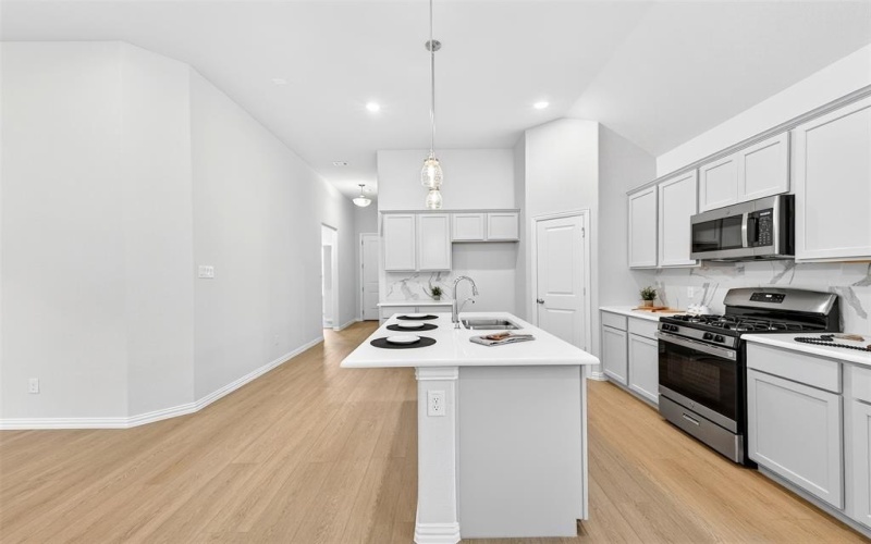 1017 Western Hills Drive, Crowley, TX 76036, 3 Habitaciones Habitaciones , ,2 BañosBaños,Residential,En Venta,1017 Western Hills Drive,0,21007104