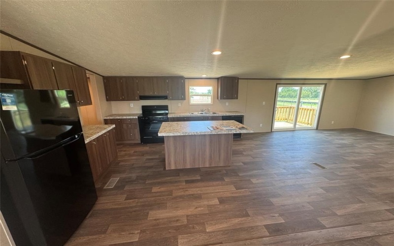 919 Golden Acres, Buffalo, TX 75831, 4 Bedrooms Bedrooms, ,2 BathroomsBathrooms,Residential,For Sale,919 Golden Acres,21010007