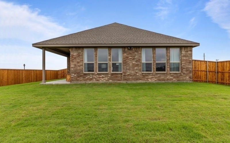 1313 MADELINE Lane, Krum, TX 76249, 4 Habitaciones Habitaciones , ,2 BañosBaños,Residential,En Venta,1313 MADELINE Lane,21013551
