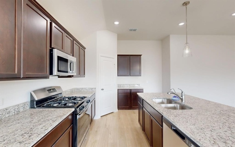 1617 Etosha Drive, Royse City, TX 75189, 4 Habitaciones Habitaciones , ,3 BañosBaños,Residential,En Venta,1617 Etosha Drive,0,21014416