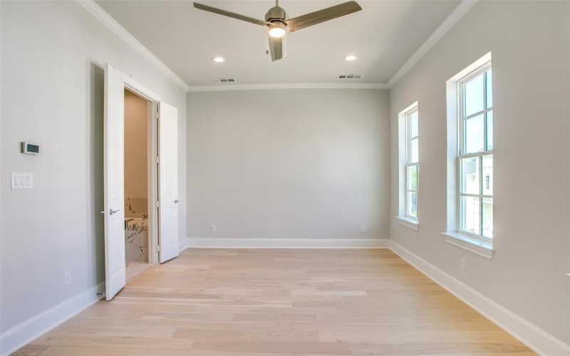 4606 Greenborough Lane, Dallas, TX 75219, 3 Habitaciones Habitaciones , ,3 BañosBaños,Residential,En Venta,4606 Greenborough Lane,0,21014503