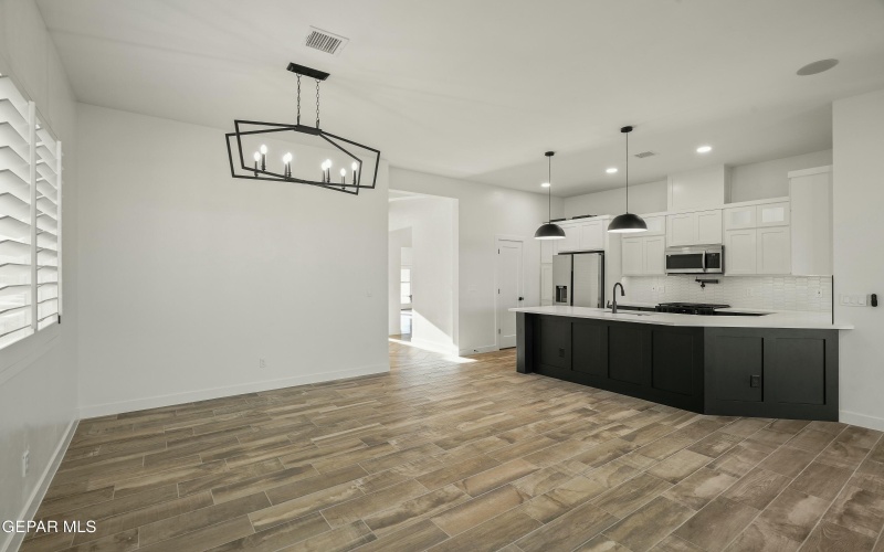 13912 Carolina Ponce Avenue, Horizon City, TX 79928, 3 Habitaciones Habitaciones , ,2 BañosBaños,Residential,En Venta,13912 Carolina Ponce Avenue,0,910439