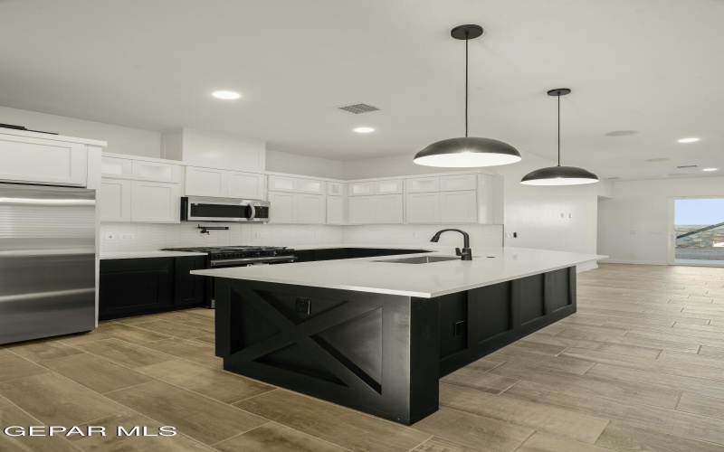 13912 Carolina Ponce Avenue, Horizon City, TX 79928, 3 Habitaciones Habitaciones , ,2 BañosBaños,Residential,En Venta,13912 Carolina Ponce Avenue,0,910439