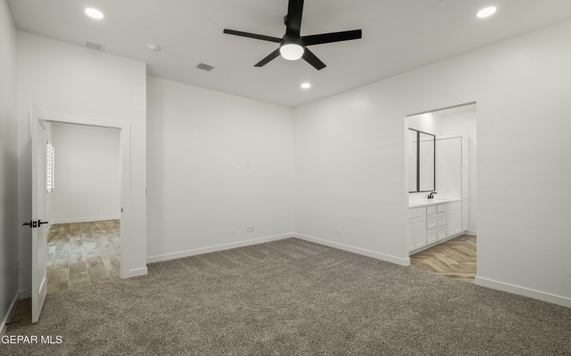 13912 Carolina Ponce Avenue, Horizon City, TX 79928, 3 Habitaciones Habitaciones , ,2 BañosBaños,Residential,En Venta,13912 Carolina Ponce Avenue,0,910439