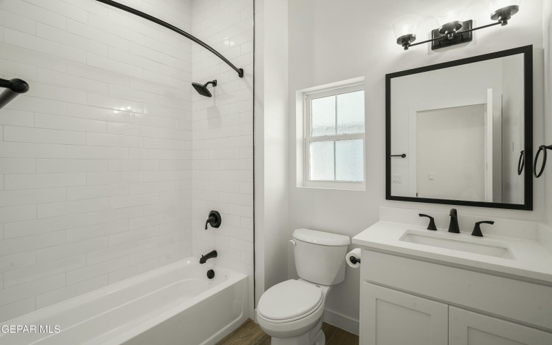 13912 Carolina Ponce Avenue, Horizon City, TX 79928, 3 Habitaciones Habitaciones , ,2 BañosBaños,Residential,En Venta,13912 Carolina Ponce Avenue,0,910439