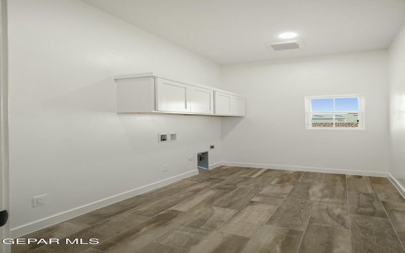 13912 Carolina Ponce Avenue, Horizon City, TX 79928, 3 Habitaciones Habitaciones , ,2 BañosBaños,Residential,En Venta,13912 Carolina Ponce Avenue,0,910439