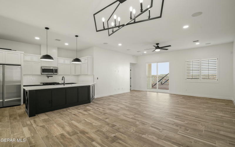 13912 Carolina Ponce Avenue, Horizon City, TX 79928, 3 Habitaciones Habitaciones , ,2 BañosBaños,Residential,En Venta,13912 Carolina Ponce Avenue,0,910439