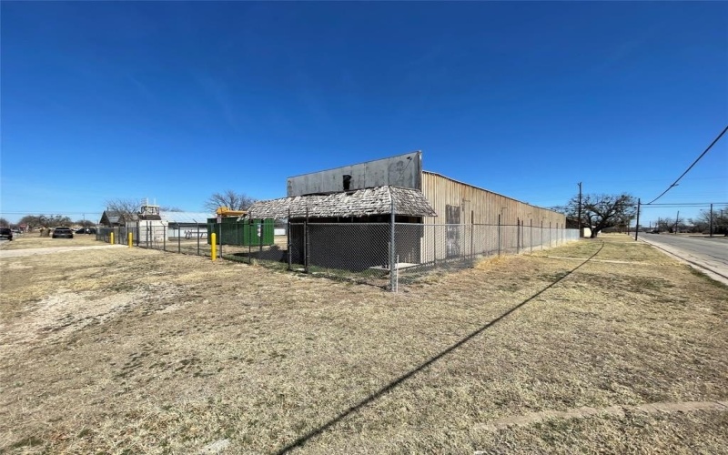 809 S 7th Street, Abilene, TX 79602, ,Commercial Sale,For Sale,809 S 7th Street,21015537