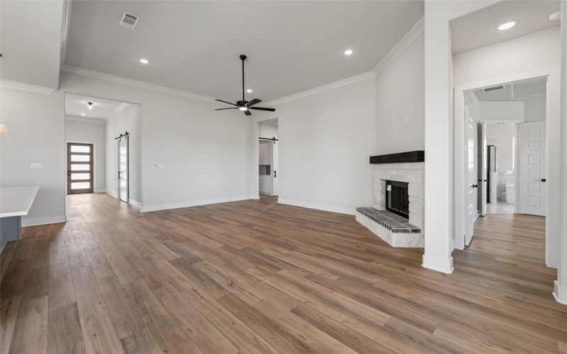 12108 Crystal Drive, Krum, TX 76249, 4 Bedrooms Bedrooms, ,3 BathroomsBathrooms,Residential,For Sale,12108 Crystal Drive,0,21015635