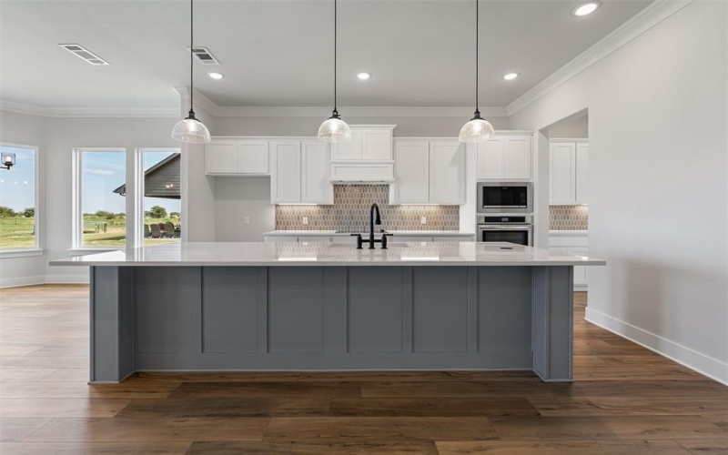 12108 Crystal Drive, Krum, TX 76249, 4 Bedrooms Bedrooms, ,3 BathroomsBathrooms,Residential,For Sale,12108 Crystal Drive,0,21015635