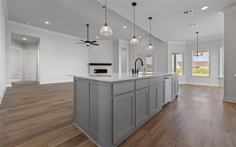 12108 Crystal Drive, Krum, TX 76249, 4 Bedrooms Bedrooms, ,3 BathroomsBathrooms,Residential,For Sale,12108 Crystal Drive,0,21015635