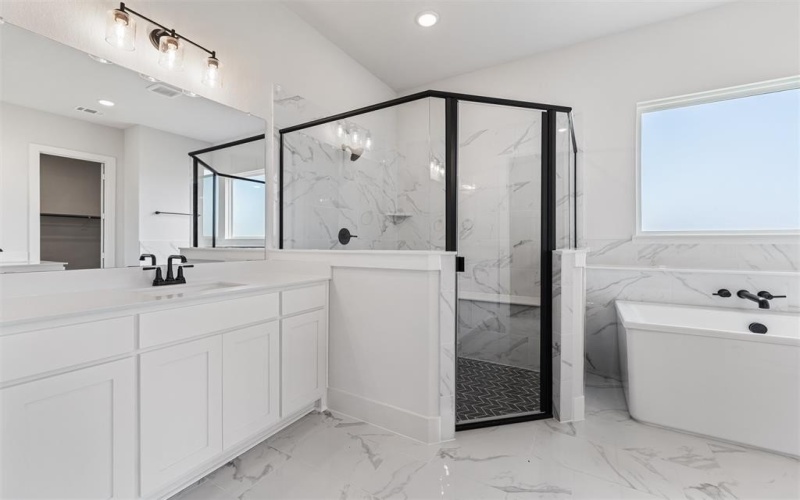 12108 Crystal Drive, Krum, TX 76249, 4 Bedrooms Bedrooms, ,3 BathroomsBathrooms,Residential,For Sale,12108 Crystal Drive,0,21015635