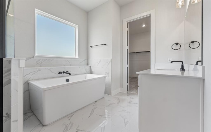 12108 Crystal Drive, Krum, TX 76249, 4 Bedrooms Bedrooms, ,3 BathroomsBathrooms,Residential,For Sale,12108 Crystal Drive,0,21015635