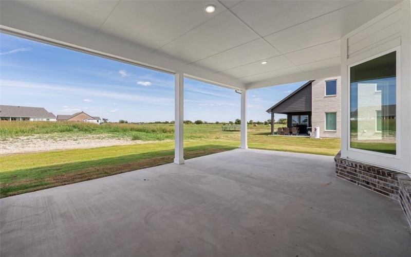 12108 Crystal Drive, Krum, TX 76249, 4 Bedrooms Bedrooms, ,3 BathroomsBathrooms,Residential,For Sale,12108 Crystal Drive,0,21015635