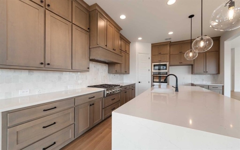 1413 Hidden Cove Drive, Lakewood Village, TX 75068, 4 Habitaciones Habitaciones , ,3 BañosBaños,Residential,En Venta,1413 Hidden Cove Drive,0,21015958