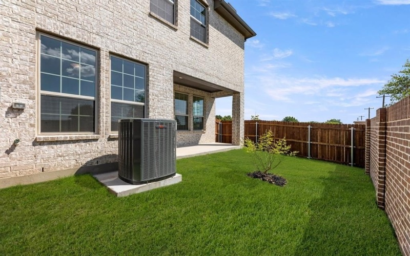 674 Sandiford Court, Mansfield, TX 76063, 3 Bedrooms Bedrooms, ,2 BathroomsBathrooms,Residential,For Sale,674 Sandiford Court,0,21015965