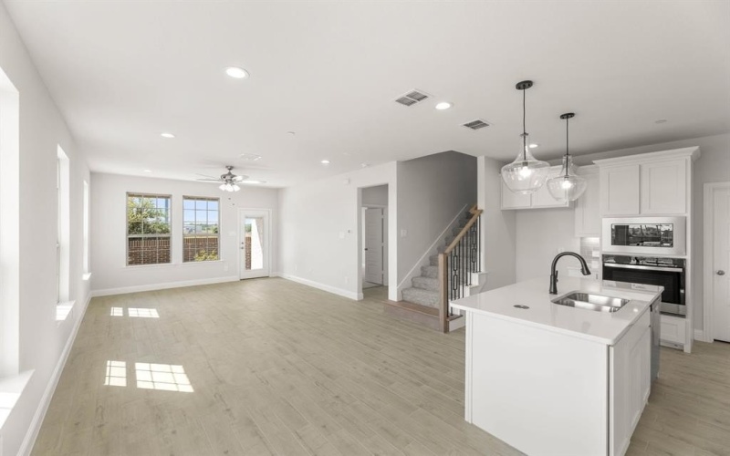 674 Sandiford Court, Mansfield, TX 76063, 3 Bedrooms Bedrooms, ,2 BathroomsBathrooms,Residential,For Sale,674 Sandiford Court,0,21015965