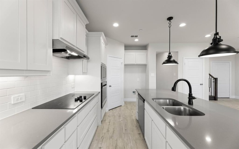 670 Sandiford, Mansfield, TX 76063, 3 Habitaciones Habitaciones , ,2 BañosBaños,Residential,En Venta,670 Sandiford,0,21016046