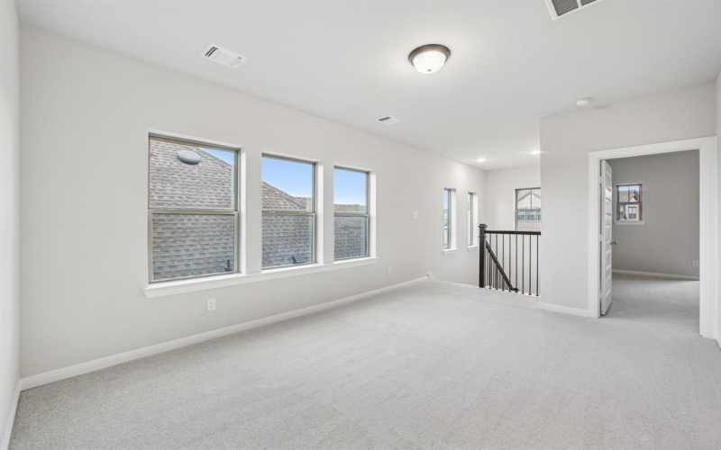 1036 Almond Blossom Circle, Crowley, TX 76036, 3 Habitaciones Habitaciones , ,2 BañosBaños,Residential,En Venta,1036 Almond Blossom Circle,0,21016120