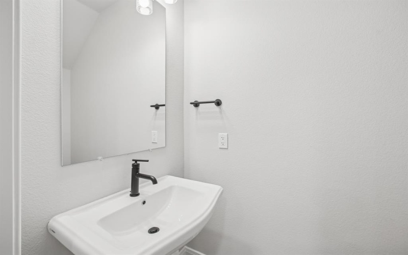 1036 Almond Blossom Circle, Crowley, TX 76036, 3 Habitaciones Habitaciones , ,2 BañosBaños,Residential,En Venta,1036 Almond Blossom Circle,0,21016120