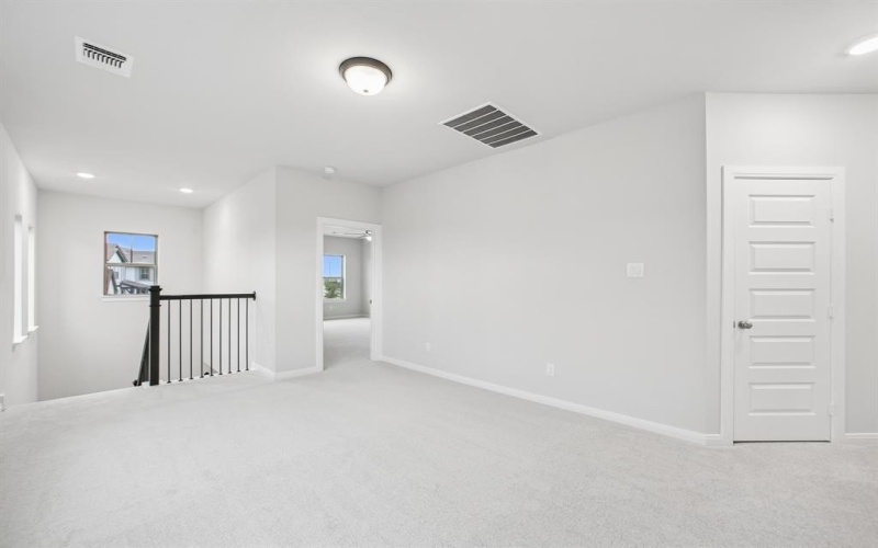 1036 Almond Blossom Circle, Crowley, TX 76036, 3 Habitaciones Habitaciones , ,2 BañosBaños,Residential,En Venta,1036 Almond Blossom Circle,0,21016120