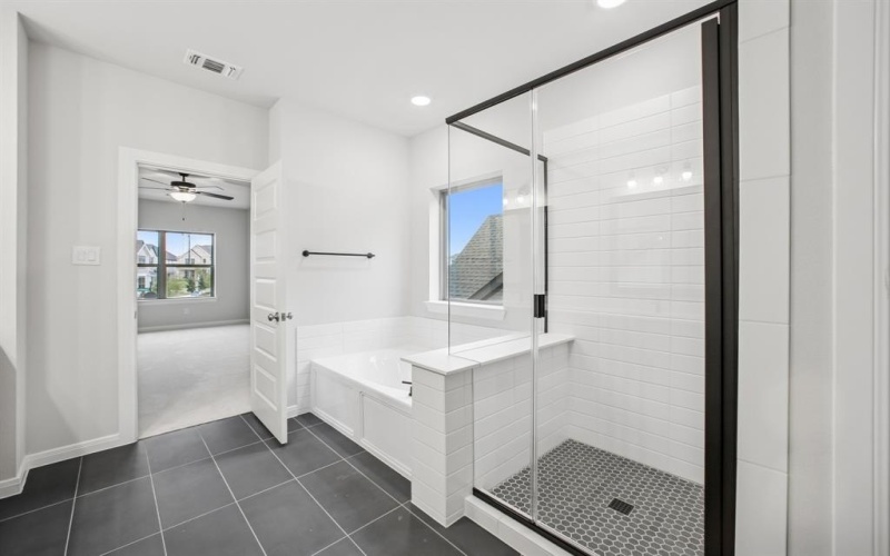 1036 Almond Blossom Circle, Crowley, TX 76036, 3 Habitaciones Habitaciones , ,2 BañosBaños,Residential,En Venta,1036 Almond Blossom Circle,0,21016120