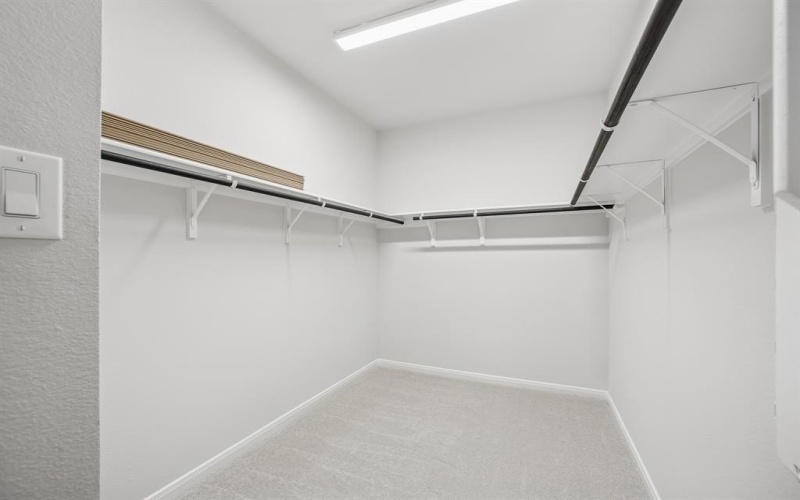 1036 Almond Blossom Circle, Crowley, TX 76036, 3 Habitaciones Habitaciones , ,2 BañosBaños,Residential,En Venta,1036 Almond Blossom Circle,0,21016120