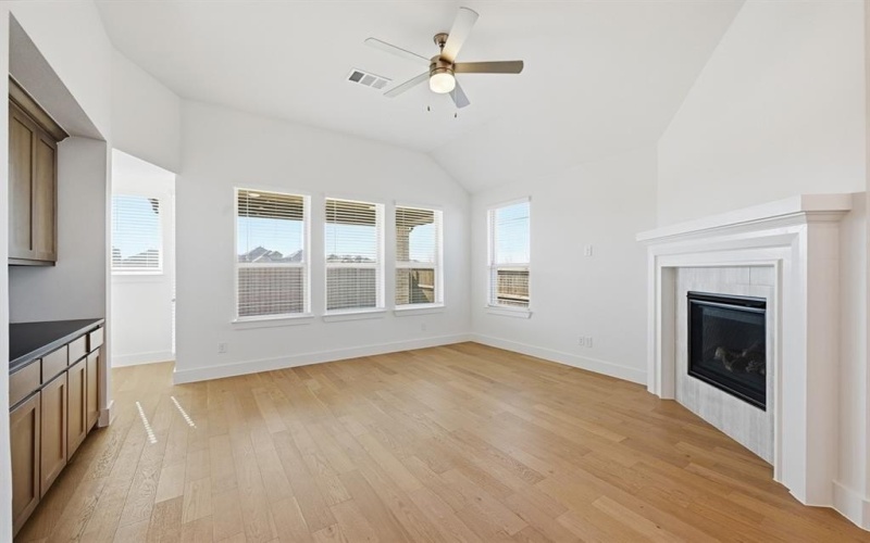 3709 American Paint Drive, Aubrey, TX 76227, 4 Habitaciones Habitaciones , ,3 BañosBaños,Residential,En Venta,3709 American Paint Drive,0,21016324