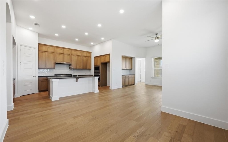 3709 American Paint Drive, Aubrey, TX 76227, 4 Habitaciones Habitaciones , ,3 BañosBaños,Residential,En Venta,3709 American Paint Drive,0,21016324