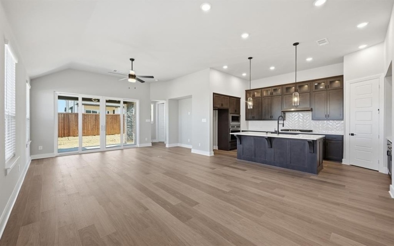 3776 American Paint Drive, Aubrey, TX 76227, 4 Bedrooms Bedrooms, ,3 BathroomsBathrooms,Residential,For Sale,3776 American Paint Drive,0,21016330