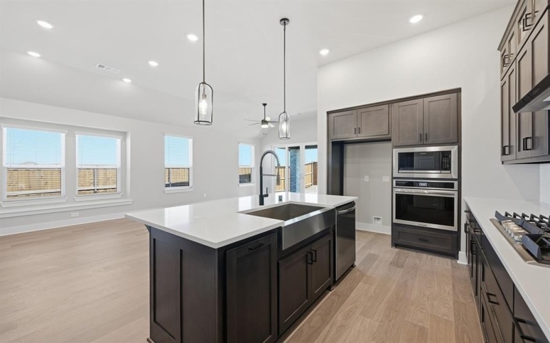 3776 American Paint Drive, Aubrey, TX 76227, 4 Bedrooms Bedrooms, ,3 BathroomsBathrooms,Residential,For Sale,3776 American Paint Drive,0,21016330