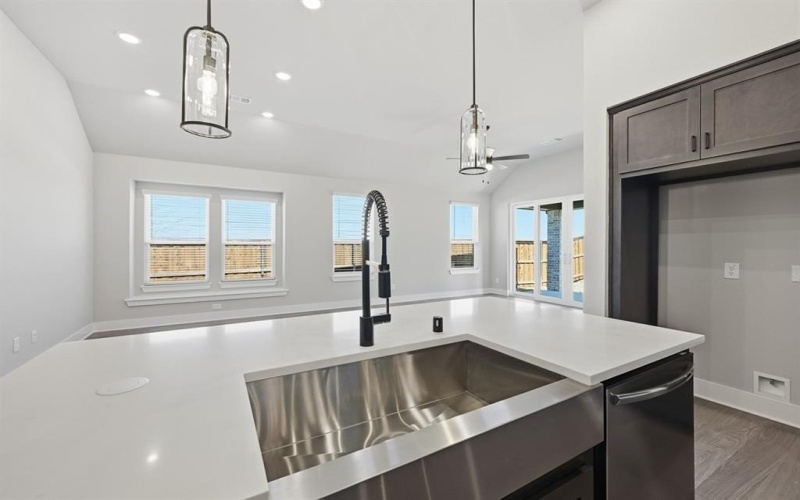 3776 American Paint Drive, Aubrey, TX 76227, 4 Bedrooms Bedrooms, ,3 BathroomsBathrooms,Residential,For Sale,3776 American Paint Drive,0,21016330